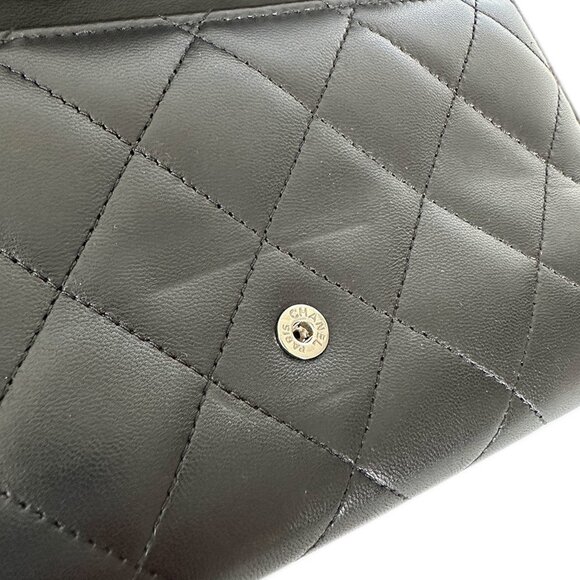 CHANEL Black Lambskin Leather Wallet - Picture 13 of 16